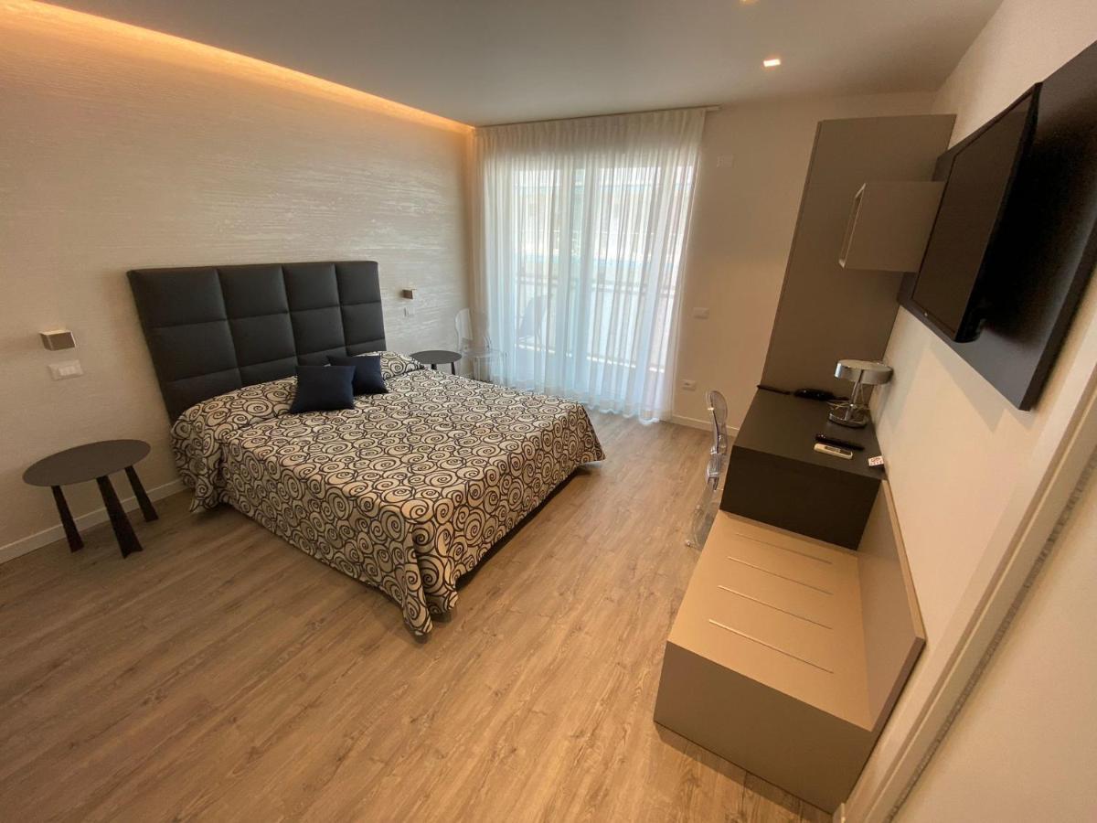 Hotel Castiglione Lignano Sabbiadoro Ngoại thất bức ảnh