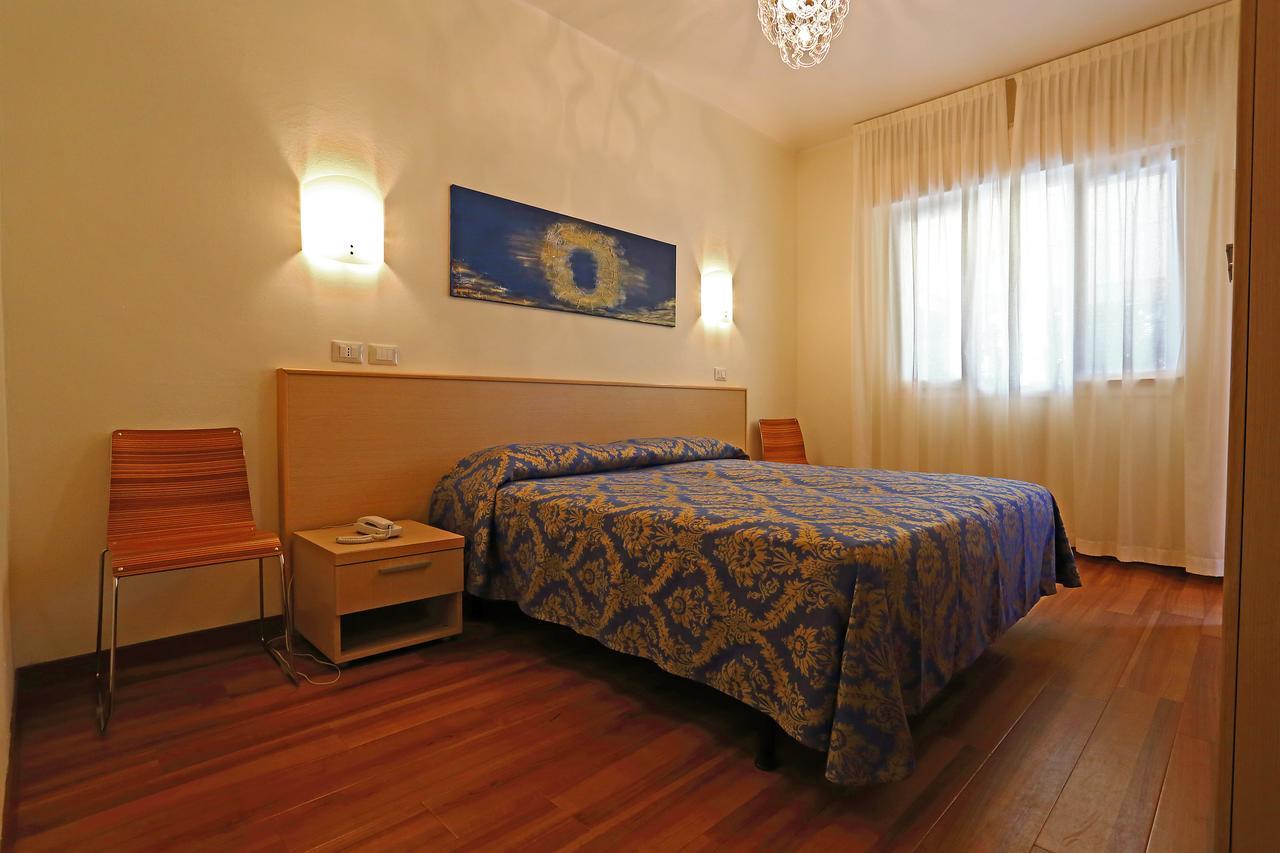 Hotel Castiglione Lignano Sabbiadoro Ngoại thất bức ảnh