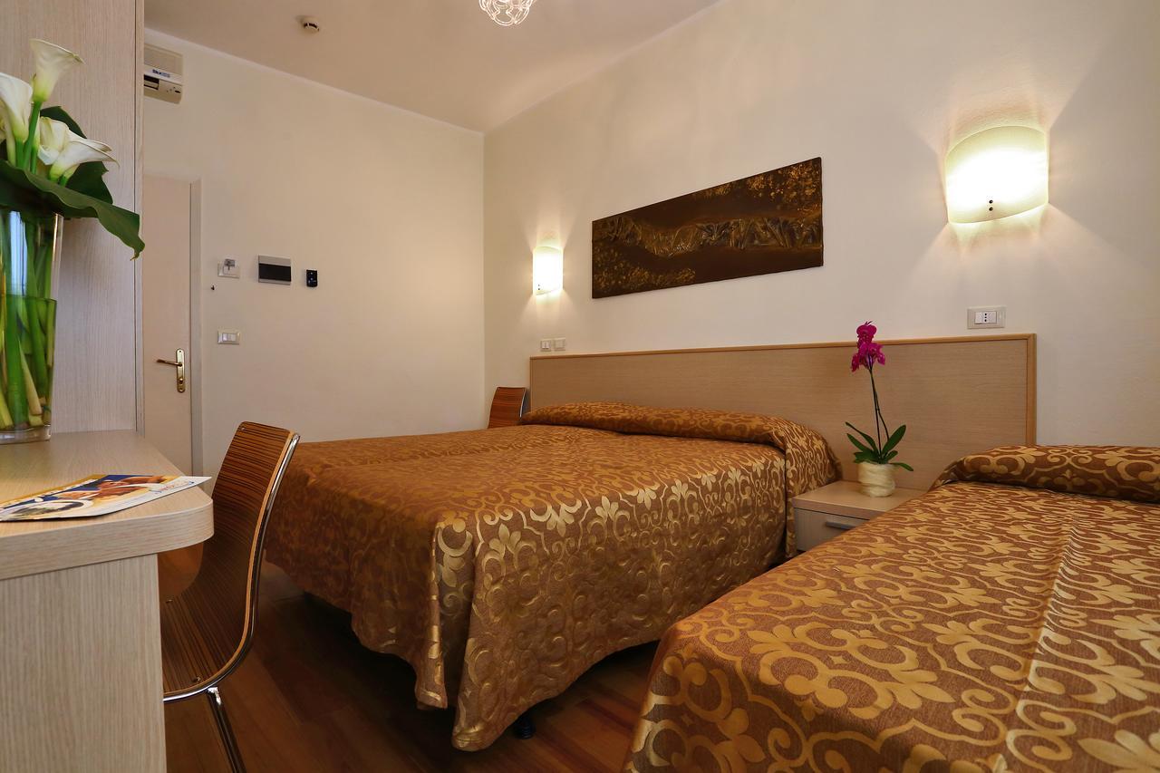 Hotel Castiglione Lignano Sabbiadoro Ngoại thất bức ảnh