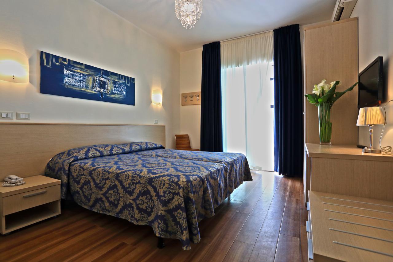 Hotel Castiglione Lignano Sabbiadoro Ngoại thất bức ảnh