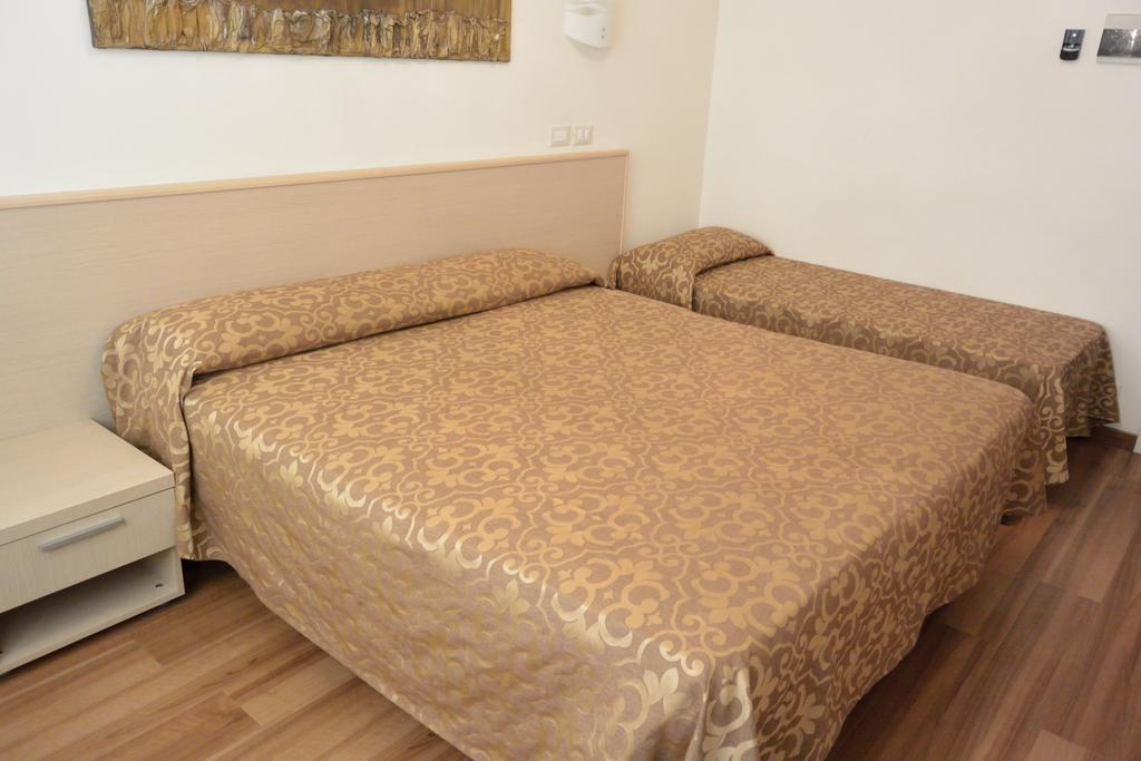 Hotel Castiglione Lignano Sabbiadoro Ngoại thất bức ảnh