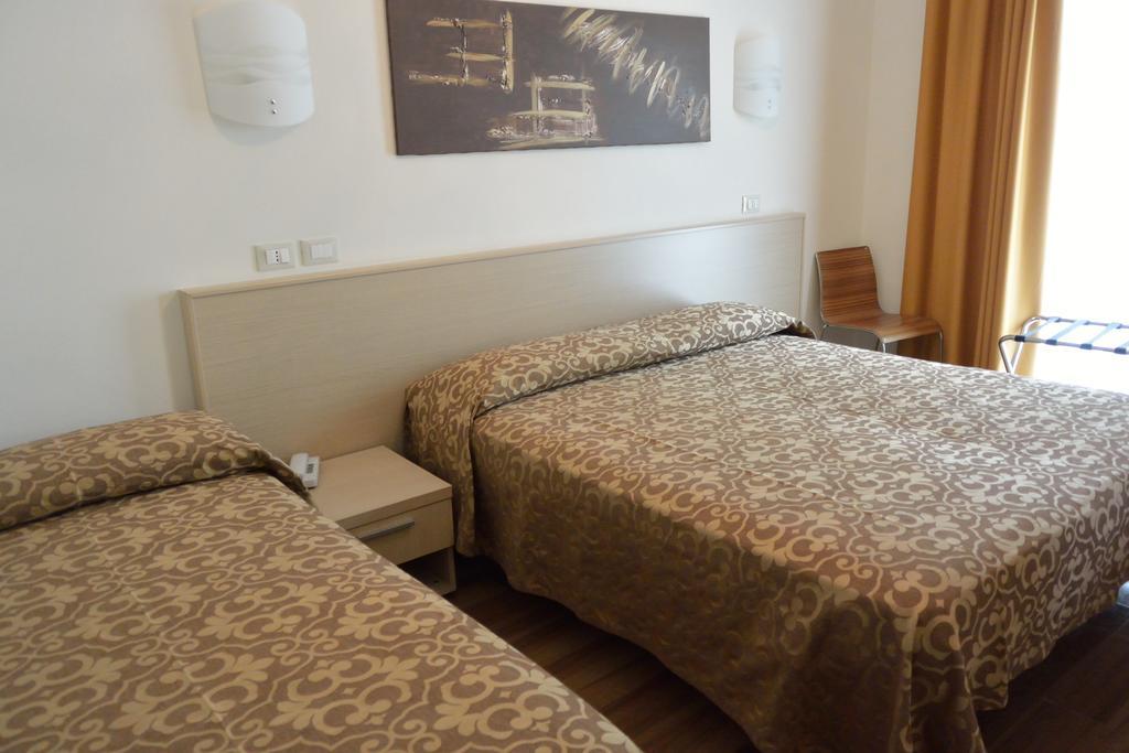 Hotel Castiglione Lignano Sabbiadoro Ngoại thất bức ảnh